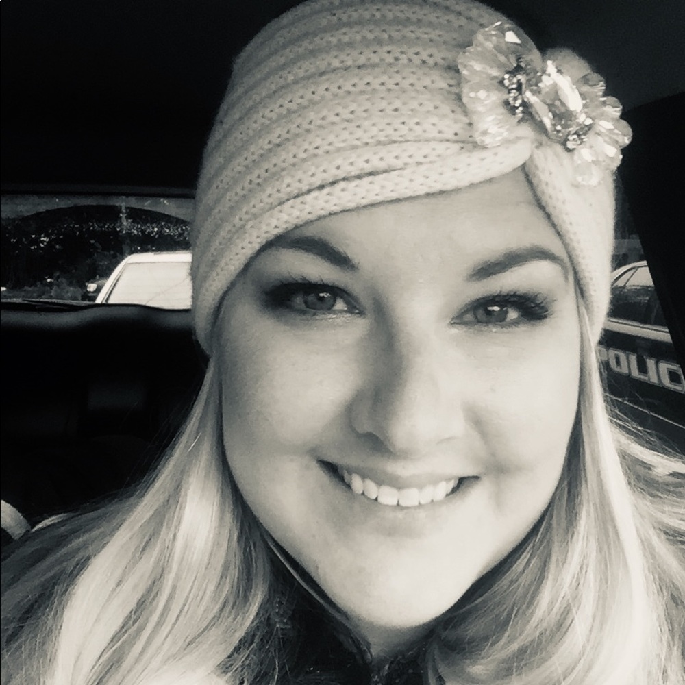 Meet your Posher, Maradythe